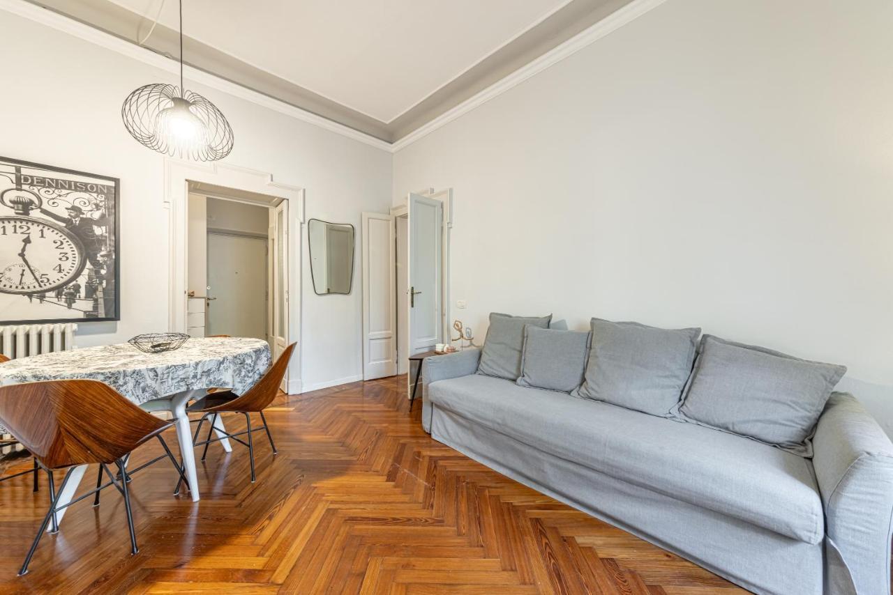 Monte Nero Charme Apartment Милан Экстерьер фото