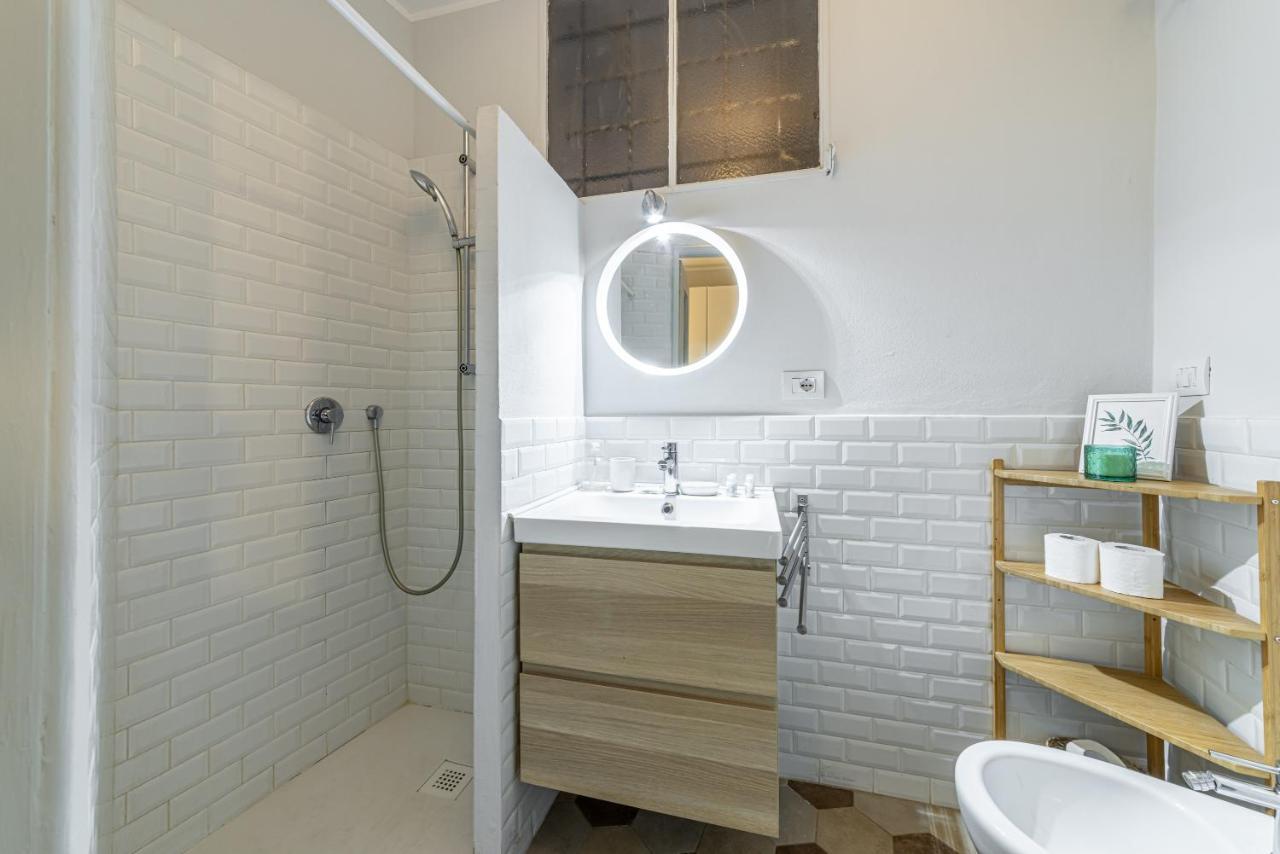 Monte Nero Charme Apartment Милан Экстерьер фото