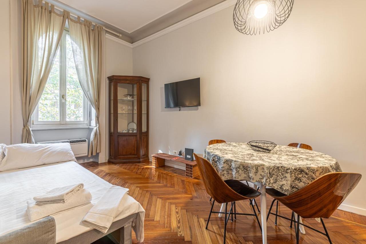 Monte Nero Charme Apartment Милан Экстерьер фото